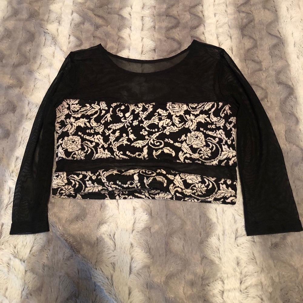 Mesh long sleeve crop top💕